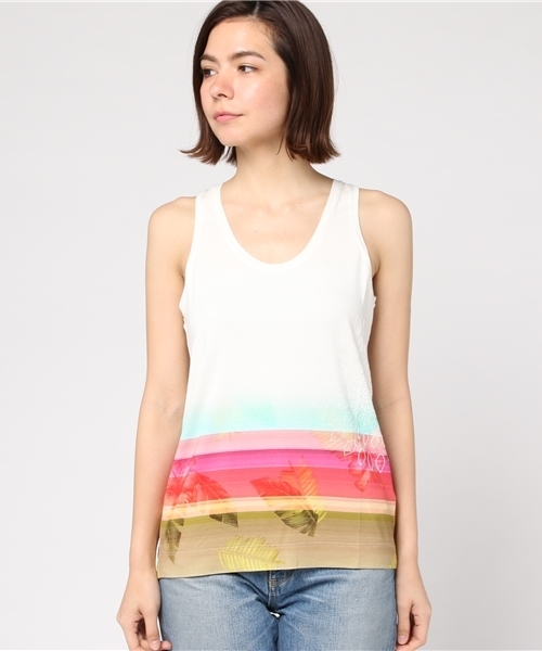 Desigual(デシグアル)の「「Desigual/デシグアル」Tシャツ(Tシャツ/カットソー・レディース・ホワイト・SMALL/LARGE/X-LARGE/MEDIUM/XX-LARGE)」の2枚目の写真