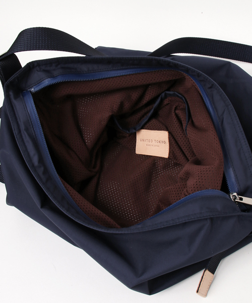 UNITED TOKYO（ユナイテッドトウキョウ）の「リングベルト付きショルダーバッグ（ショルダーバッグ・メンズ・ブラック/ネイビー/ホワイト/イエロー・FREE）」の10枚目の写真