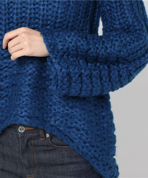 Furryrate（ファーリーレート）の「手編みビッグスリーブニットプルオーバー【ローゲージニット】（ニット/セーター・レディース・アイボリー/キャメル/ブルー・FREE）」の5枚目の写真