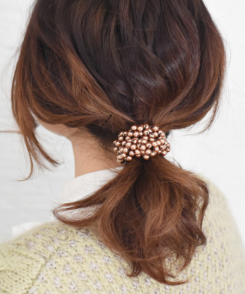 ma chere Cosette?(マシェールコゼット)の「パールじゃらヘアゴム(ヘアゴム・レディース・ブラック/ネイビー/ワイン/ゴールド/ブロンズ/ホワイト/アイボリー/グレー/ベージュ/ゴールド系その他/チョコ・FREE)」の11枚目の写真