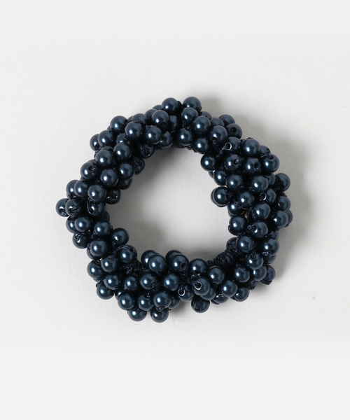 ma chere Cosette?(マシェールコゼット)の「パールじゃらヘアゴム(ヘアゴム・レディース・ブラック/ネイビー/ワイン/ゴールド/ブロンズ/ホワイト/アイボリー/グレー/ベージュ/ゴールド系その他/チョコ・FREE)」の15枚目の写真