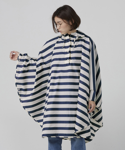 Wpc.（ダブリュピーシー）の「Wpc. ポンチョ（レインコート/ポンチョ・レディース・ドット/ホワイト系その他/イエロー系その他/ブルー系その他/ホワイト/カラフル/ネイビー/ホワイト×ブルー/ライトブルー/ホワイト系その他2/チェック/グレー/ブラック/イエロー/ブルー系その他3/マルチ/ブルー系その他2/オフホワイト/ブルー系その他4/ブルー系その他5/ピンク系その他/イエロー系その他2・FREE）」の5枚目の写真