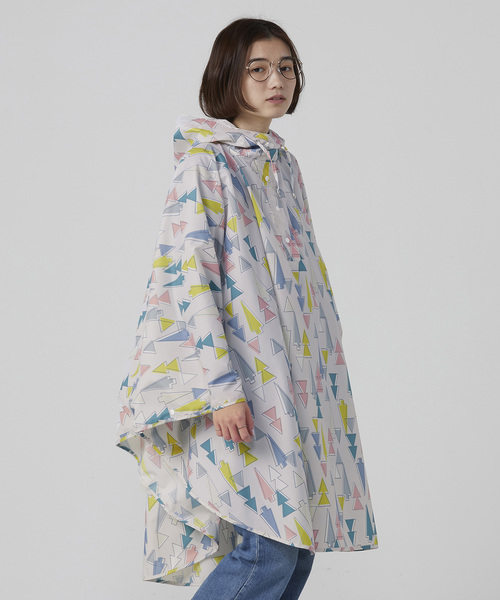 Wpc.（ダブリュピーシー）の「Wpc. ポンチョ（レインコート/ポンチョ・レディース・ドット/ホワイト系その他/イエロー系その他/ブルー系その他/ホワイト/カラフル/ネイビー/ホワイト×ブルー/ライトブルー/ホワイト系その他2/チェック/グレー/ブラック/イエロー/ブルー系その他3/マルチ/ブルー系その他2/オフホワイト/ブルー系その他4/ブルー系その他5/ピンク系その他/イエロー系その他2・FREE）」の9枚目の写真