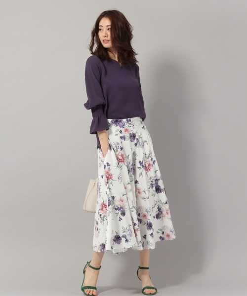 Andemiu（アンデミュウ）の「キーネックソデシャーリングブラウス787749（シャツ/ブラウス・レディース・ネイビー/イエロー/オフホワイト・SMALL/MEDIUM）」の20枚目の写真