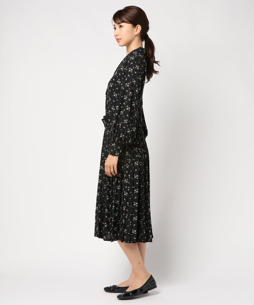 archives（アルシーヴ）の「花柄トレンチワンピース（ワンピース・レディース・アイボリー/ブラック/ピンク・MEDIUM）」の4枚目の写真