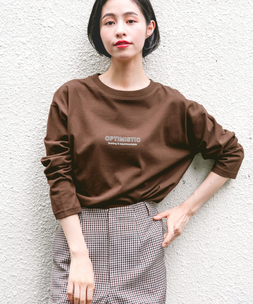 LOWRYS FARM(ローリーズファーム)の「ロゴプリントロンT 849782(Tシャツ/カットソー・レディース・オフホワイト/ブラック/ブラウン・FREE)」の3枚目の写真