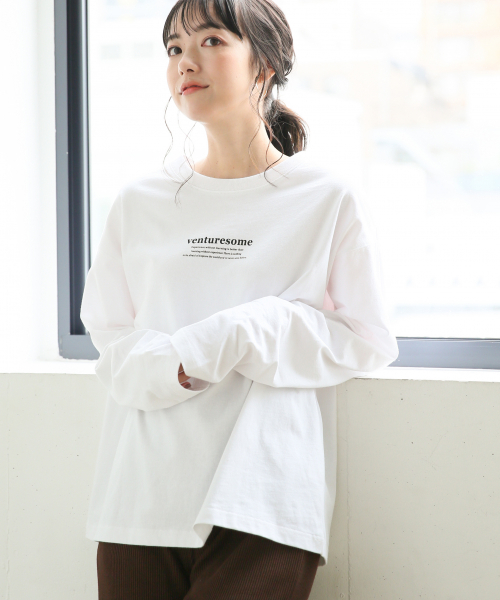 LOWRYS FARM(ローリーズファーム)の「ロゴプリントロンT 849782(Tシャツ/カットソー・レディース・オフホワイト/ブラック/ブラウン・FREE)」の2枚目の写真