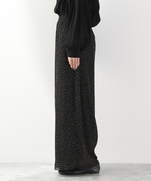 LOWRYS FARM（ローリーズファーム）の「シフォンプリーツガラパンツ　877373（その他パンツ・レディース・ブラック/アイボリー/ブラック系その他・FREE）」の12枚目の写真