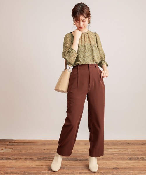 natural couture(ナチュラルクチュール)の「美シルエットスラックスパンツMサイズ(スラックス・レディース・ブラウン/ピンク/グリーン/アイボリー・MEDIUM)」の8枚目の写真