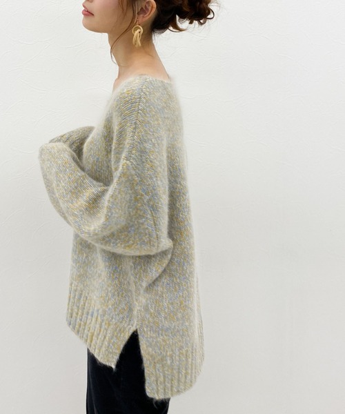 archives（アルシーヴ）の「Vネックニットプルオーバー（ニット/セーター・レディース・グリーン/モカ/ブルー/ベージュ・MEDIUM）」の11枚目の写真