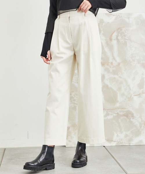 PUBLIC TOKYO(パブリックトウキョウ)の「クールチノ(チノパンツ・レディース・ホワイト/ベージュ/レッド・1/2)」の6枚目の写真