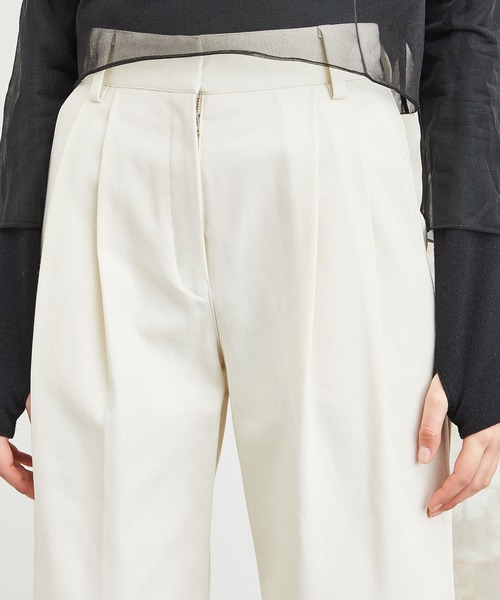 PUBLIC TOKYO(パブリックトウキョウ)の「クールチノ(チノパンツ・レディース・ホワイト/ベージュ/レッド・1/2)」の8枚目の写真