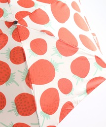 ☺︎新品未使用☺︎マリメッコ　marimekko 折り畳み傘　マンシッカ　いちご marimekko（マリメッコ）の「【 marimekko / マリメッコ