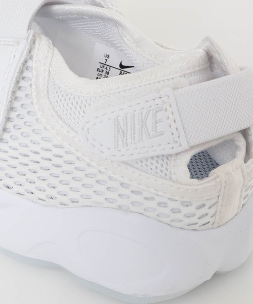 NIKE（ナイキ）の「NIKE　エアリフトブリーズ（サンダル・レディース・ホワイト系その他/ブラック系その他・23/24）」の10枚目の写真