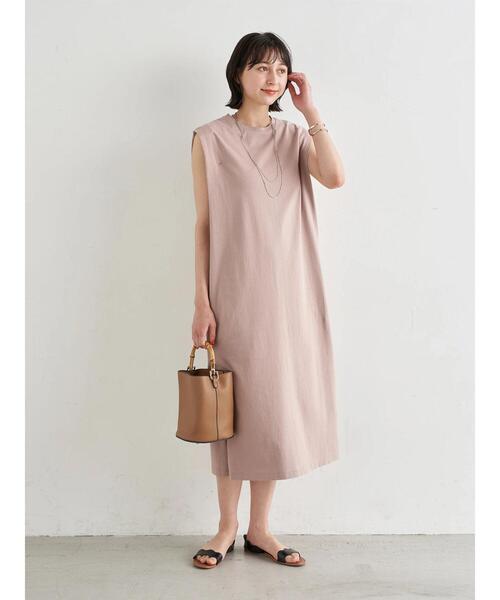 earth music&ecology（アースミュージックアンドエコロジー）の「Iラインスリーブレスカットワンピース　＊（ワンピース・レディース・グレイッシュベージュ/ピンク系その他2/ブルーグリーン/チャコールグレー/ダークブラウン・FREE）」の7枚目の写真