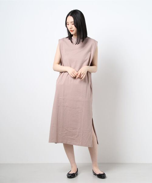 earth music&ecology（アースミュージックアンドエコロジー）の「Iラインスリーブレスカットワンピース　＊（ワンピース・レディース・グレイッシュベージュ/ピンク系その他2/ブルーグリーン/チャコールグレー/ダークブラウン・FREE）」の9枚目の写真