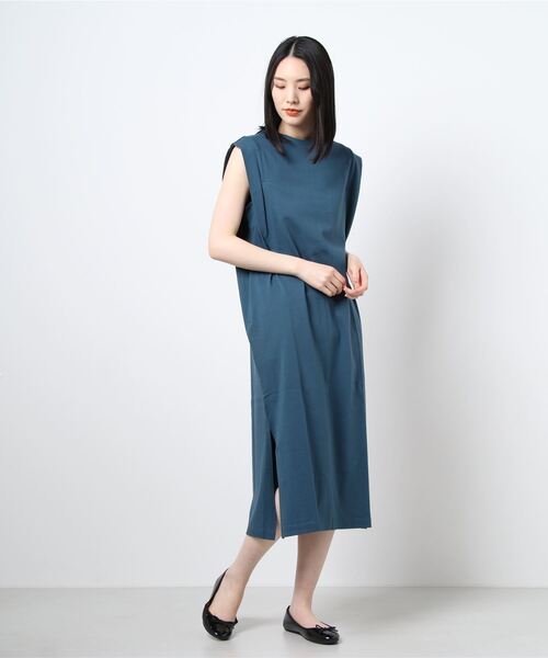 earth music&ecology（アースミュージックアンドエコロジー）の「Iラインスリーブレスカットワンピース　＊（ワンピース・レディース・グレイッシュベージュ/ピンク系その他2/ブルーグリーン/チャコールグレー/ダークブラウン・FREE）」の10枚目の写真