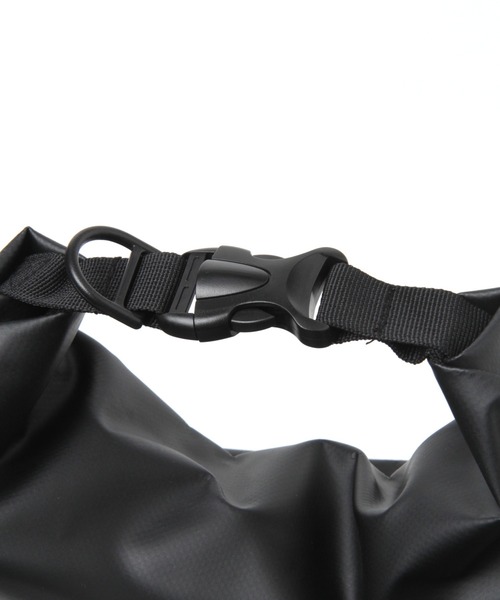 LAKOLE（ラコレ）の「【21DRY】ドライバッグ / 943212（ショルダーバッグ・レディース・アイボリー/ブラック/桜/グレー・FREE）」の12枚目の写真