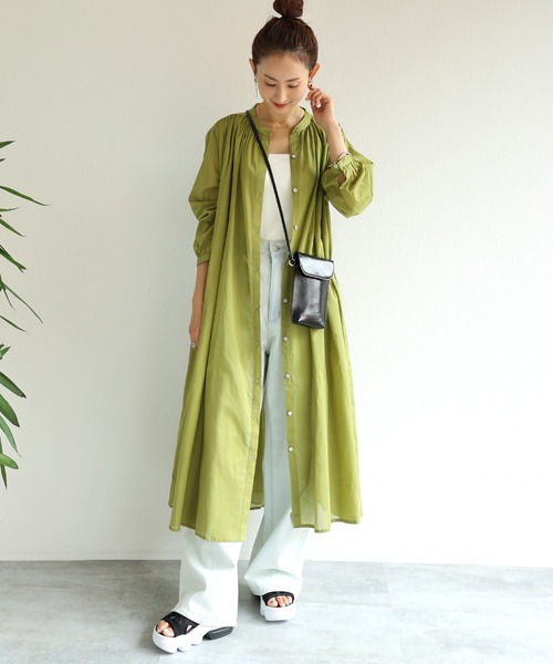 andme（アンドミー）の「薄手コットン長袖バンドカラーシャツワンピース（ワンピース・レディース・ネイビー/ミント/チャコールグレー/ブラック/ピンク/ライトブラウン/イエロー/オフホワイト/ラベンダー/オレンジ/ライトグリーン・M）」の6枚目の写真