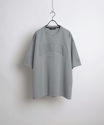 Confirm / コンファーム カレッジロゴ エンボスビッグTシャツ