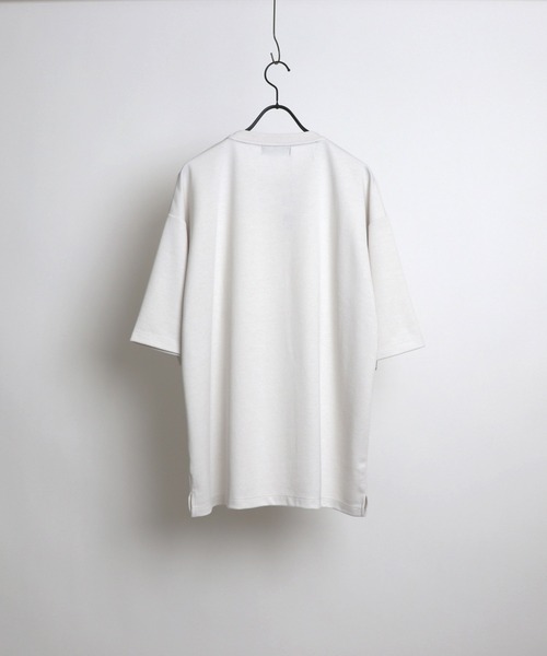 Confirm(コンファーム)の「Confirm / コンファーム カレッジロゴ エンボスビッグTシャツ(Tシャツ/カットソー・メンズ・チャコールグレー/ブラック/ベージュ/グレー/アイボリー/ミント・M/L)」の19枚目の写真