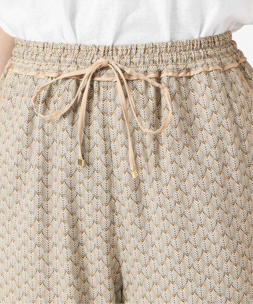 SLOBE IENA（スローブイエナ）の「リラックスイージーパンツ【ウエストゴム/手洗い可能】◆（その他パンツ・レディース・ブラック/ベージュ/アイボリー・38/36）」の5枚目の写真