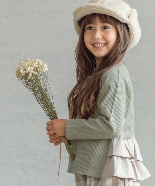 pairmanon（ペアマノン）の「【ふんわりワッフル】選べるデザイン異素材フリル長袖Tシャツ（Tシャツ/カットソー・キッズ・ブラウン系その他3/ブラック/ブラウン/グレイッシュベージュ/ブルー系その他5/グレー系その他/パープル系その他4/パープル系その他/ブラウン系その他/ブラウン系その他2/グリーン系その他6/モカ/ベージュ系その他/ピンク系その他4/グリーン系その他5/ベージュ系その他3/ピンク系その他3/ベージュ系その他7/ライトベージュ/ブルー系その他3/ピンク系その他/ベージュ系その他2/レッド系その他/グリーン系その他/ブラック系その他/ブラック系その他2/ピンク系その他2・120/130/100/140/150/110/90）」の16枚目の写真