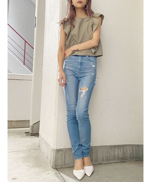 GYDA（ジェイダ）の「ラッフルBACKリボンスリーブレスブラウス（シャツ/ブラウス・レディース・ベージュ/オフホワイト/オリーブ・FREE）」の17枚目の写真