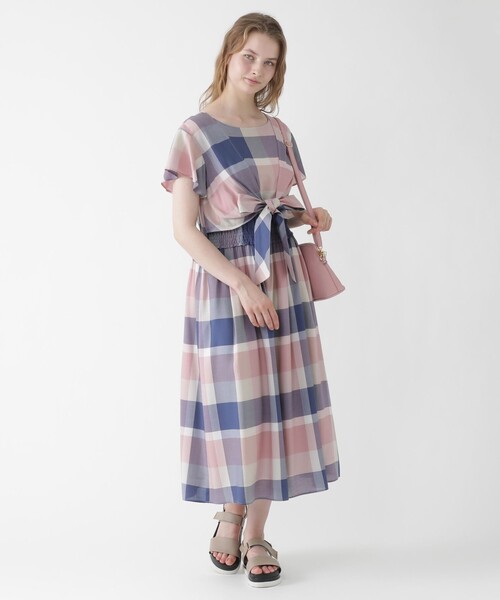 最安値 BLUE LABEL CRESTBRIDGE（ブルーレーベルクレストブリッジ）の ワンピース