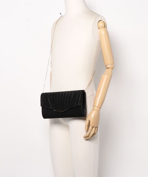 Cupid Heart（キューピッドハート）の「【Cupid Heart】結婚式用BAG♪ V字フラップパーティーバッグ（クラッチバッグ・レディース・ブラック/ベージュ/シルバー・MEDIUM）」の18枚目の写真