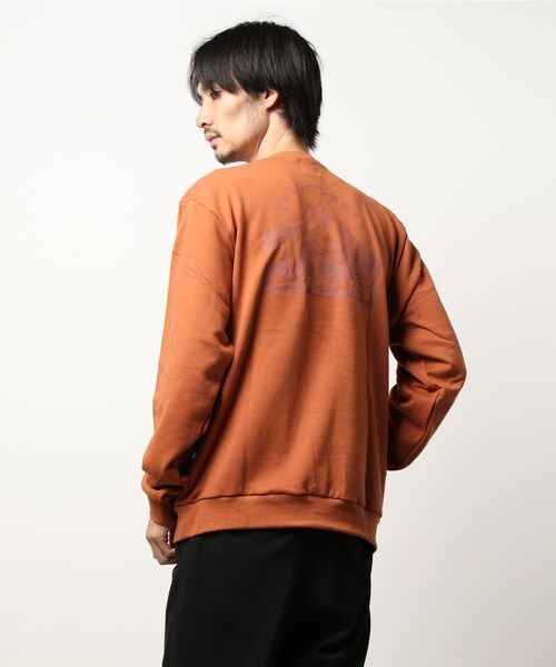 KRIFF MAYER(クリフメイヤー)の「《WEB限定》裏毛クルーネック(スウェット・メンズ・チャコール/ダークグリーン/ナチュラル/レンガ・MEDIUM/X-LARGE/LARGE)」の8枚目の写真