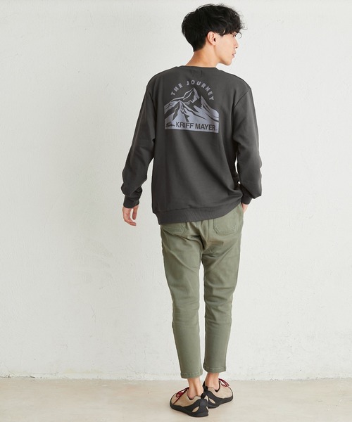 KRIFF MAYER(クリフメイヤー)の「《WEB限定》裏毛クルーネック(スウェット・メンズ・チャコール/ダークグリーン/ナチュラル/レンガ・MEDIUM/X-LARGE/LARGE)」の22枚目の写真