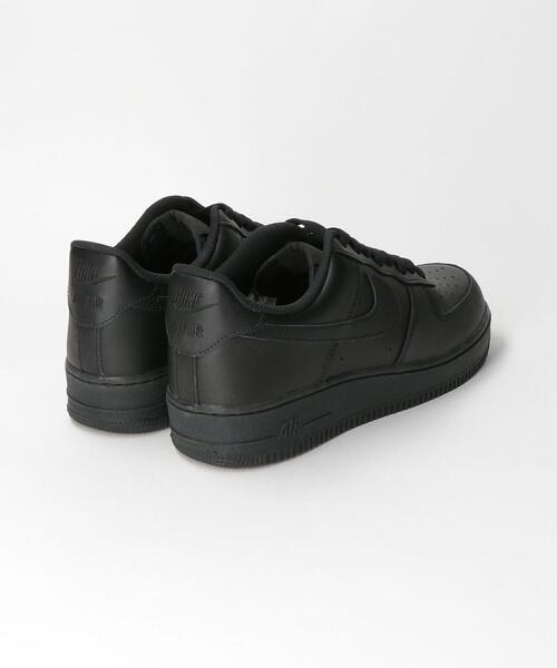 NIKE（ナイキ）の「＜NIKE（ナイキ）＞ AIRFORCE 1 07/エアフォース1（スニーカー・メンズ・ブラック/ホワイト・27cm/27.5cm/26.5cm/29cm/28cm/28.5cm/26cm）」の4枚目の写真
