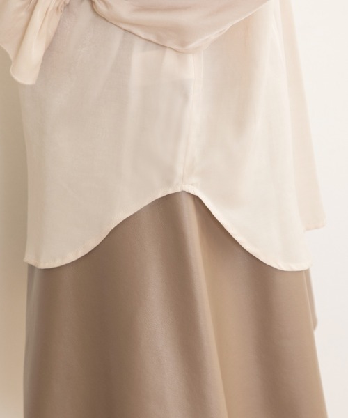 Mysa&Liina（ミーサリーナ）の「フリルカラー2WAYブラウス（シャツ/ブラウス・レディース・ブラック/ブラウン/アイボリー・M）」の13枚目の写真