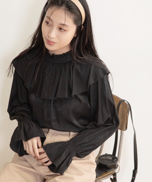 Mysa&Liina（ミーサリーナ）の「フリルカラー2WAYブラウス（シャツ/ブラウス・レディース・ブラック/ブラウン/アイボリー・M）」の10枚目の写真
