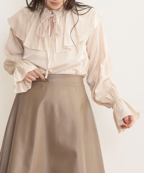 Mysa&Liina（ミーサリーナ）の「フリルカラー2WAYブラウス（シャツ/ブラウス・レディース・ブラック/ブラウン/アイボリー・M）」の17枚目の写真