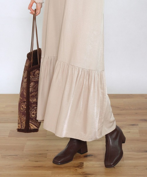 Crisp（クリスプ）の「ヘムギャザーキャミワンピース（ワンピース・レディース・ブラック/ベージュ/ブルー・FREE）」の9枚目の写真