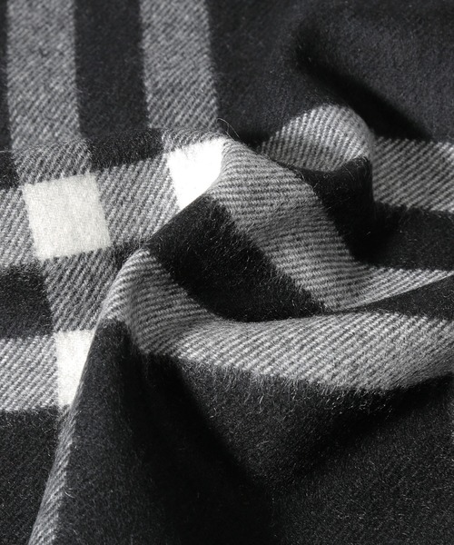 ECHELLE Liberte(エシェルリベルテ)の「BURBERRY CLASSIC CHECK CASHMERE SCARF バーバリー クラシック チェック マフラー カシミヤ スカーフ(マフラー・レディース・ブラック/ベージュ/ネイビー/グレー/チャコール・FREE)」の8枚目の写真