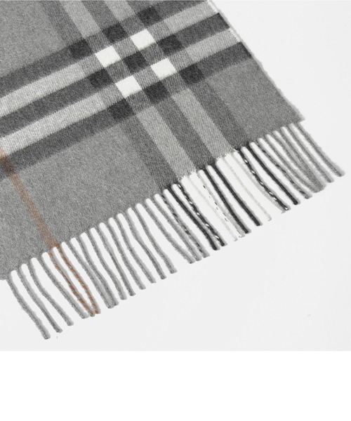ECHELLE Liberte(エシェルリベルテ)の「BURBERRY CLASSIC CHECK CASHMERE SCARF バーバリー クラシック チェック マフラー カシミヤ スカーフ(マフラー・レディース・ブラック/ベージュ/ネイビー/グレー/チャコール・FREE)」の12枚目の写真