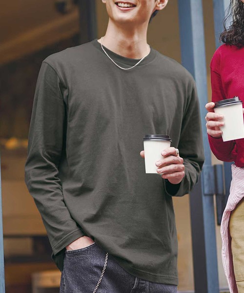 Printstar(プリントスター)の「袖リブなしでつくる、こなれシルエット【Printstar】heavy weight long sleeve t-shirt / ヘビーウェイト ロングスリーブTシャツ ロンT 長袖Tシャツ オーバーサイズ 無地 00102(Tシャツ/カットソー・レディース・ホワイト/アーミー/ネイビー/ブラック/杢グレー/ライトピンク/レッド/パープル/イエロー/イエロー系その他2/ロイヤルブルー/ピンク系/バーガンディー/ターコイズブルー/グレー/オレンジ/オリーブ/チャコールグレー/ライトブルー・XL/M/L/S/2XL)」の3枚目の写真