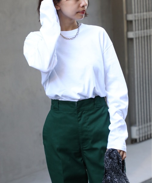 Printstar(プリントスター)の「袖リブなしでつくる、こなれシルエット【Printstar】heavy weight long sleeve t-shirt / ヘビーウェイト ロングスリーブTシャツ ロンT 長袖Tシャツ オーバーサイズ 無地 00102(Tシャツ/カットソー・レディース・ホワイト/アーミー/ネイビー/ブラック/杢グレー/ライトピンク/レッド/パープル/イエロー/イエロー系その他2/ロイヤルブルー/ピンク系/バーガンディー/ターコイズブルー/グレー/オレンジ/オリーブ・XL/M/L/S/2XL)」の18枚目の写真