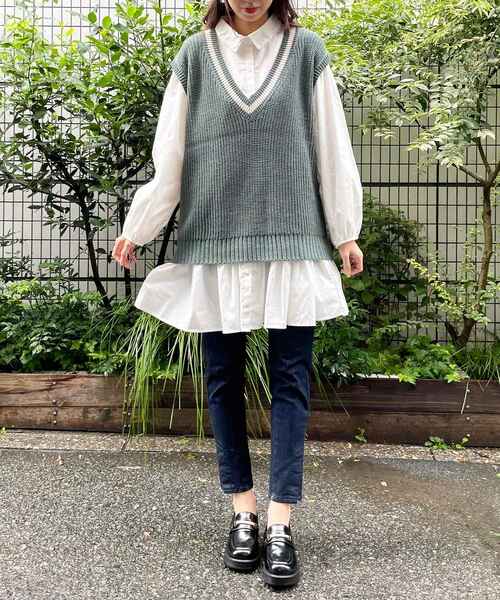 MAJESTIC LEGON(マジェスティックレゴン)の「Vネックベストセットチュニックワンピ(シャツワンピース・レディース・ブラック系その他/グリーン系その他/ホワイト系その他2・SMALL/MEDIUM)」の14枚目の写真