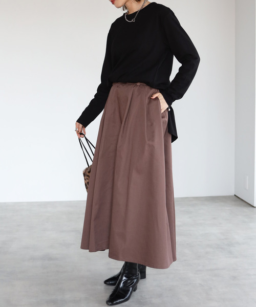 amini(アミニ)の「【2021-2022 A/W】サイドスリットコットンロングTシャツ(Tシャツ/カットソー・レディース・ブラック/パープル/オフホワイト/グレイッシュベージュ・MEDIUM)」の15枚目の写真