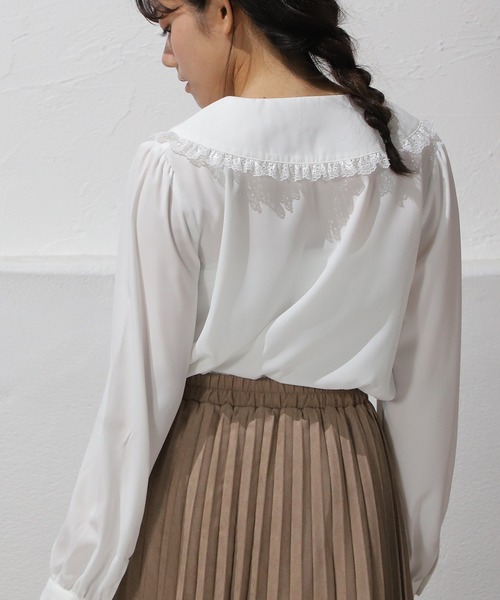 Honeys（ハニーズ）の「ビッグ衿ブラウス（シャツ/ブラウス・レディース・ホワイト/ブラック/ベージュ系その他/グリーン系その他/ブルー系その他・S/M/L）」の9枚目の写真