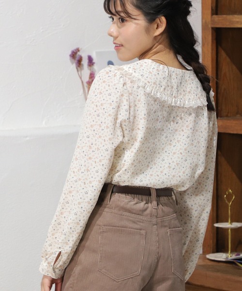 Honeys（ハニーズ）の「ビッグ衿ブラウス（シャツ/ブラウス・レディース・ホワイト/ブラック/ベージュ系その他/グリーン系その他/ブルー系その他・S/M/L）」の19枚目の写真