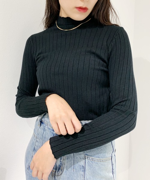 CLEA（クレア）の「ハイネックリブソフトニット（ニット/セーター・レディース・ブラック/ベージュ/アイボリー/ホワイト/グレー/レッド/オレンジ・FREE）」の4枚目の写真