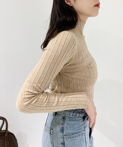 CLEA（クレア）の「ハイネックリブソフトニット（ニット/セーター・レディース・ブラック/ベージュ/アイボリー/ホワイト/グレー/レッド/オレンジ・FREE）」の18枚目の写真