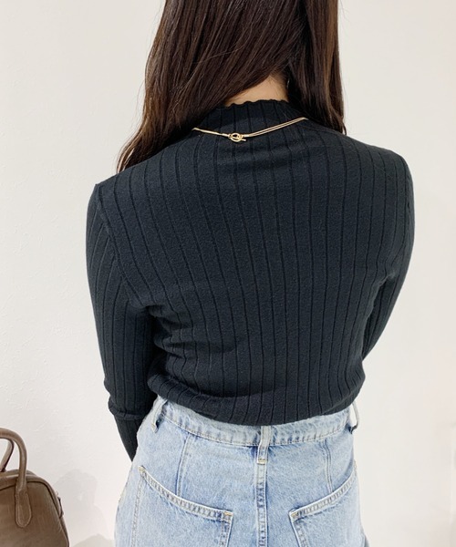 CLEA（クレア）の「ハイネックリブソフトニット（ニット/セーター・レディース・ブラック/ベージュ/アイボリー/ホワイト/グレー/レッド/オレンジ・FREE）」の15枚目の写真