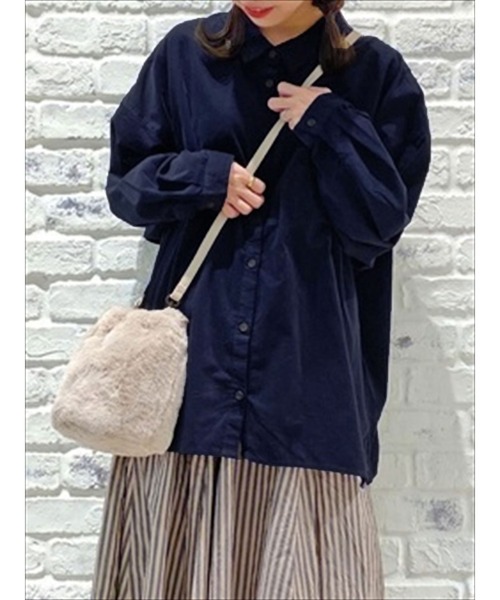 Samansa Mos2（サマンサ モスモス）の「コーデュロイゆるシャツ（シャツ/ブラウス・レディース・ネイビー/パープル/ブルー/ベージュ/マスタード/レッド・ﾌﾘ-）」の3枚目の写真