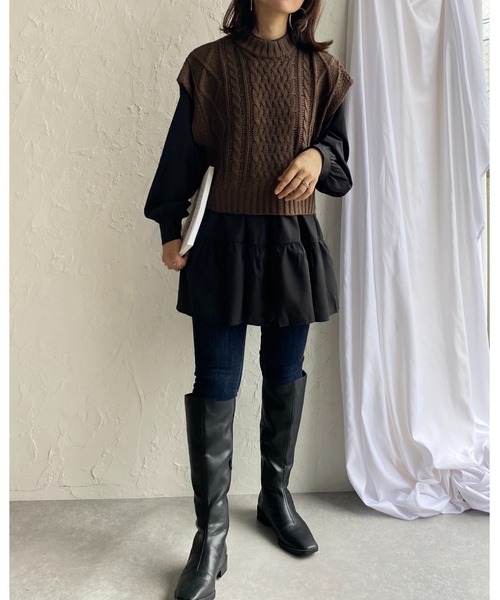 She's Closet（シーズクローゼット）の「Aラインフレア長袖ティアードチュニックブラウス（チュニック・レディース・ホワイト/ブラック/ダークグリーン/ベージュ・FREE）」の10枚目の写真